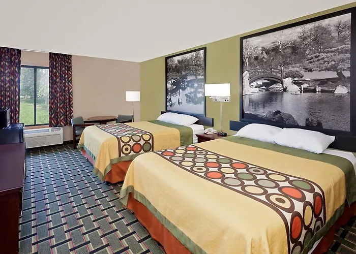 Courtyard & Suites 3*